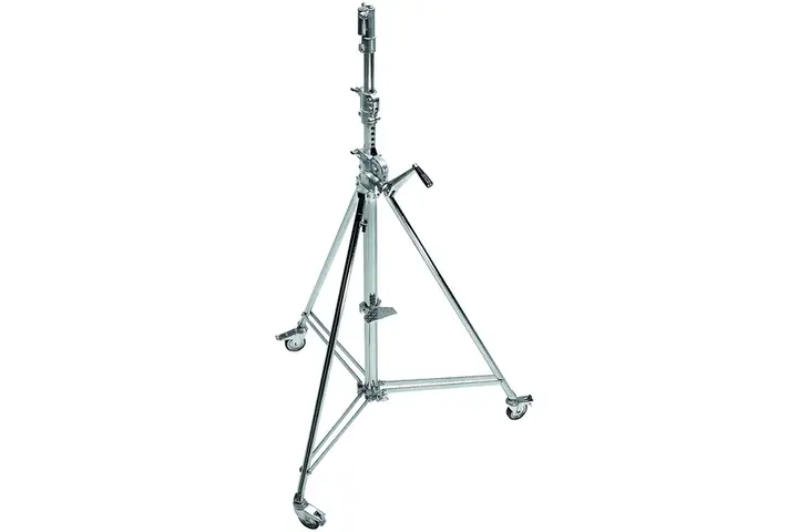 Avenger High Wind-up Stand With Braked Wheels